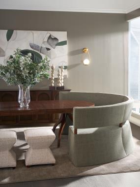 Hickory Chair Room Scene Image